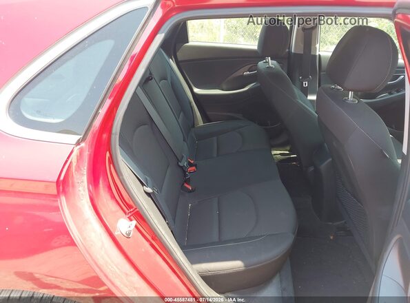 KMHH35LE7JU031041 2018 HYUNDAI ELANTRA GT Red VIN կոդի պիտակի տեսք