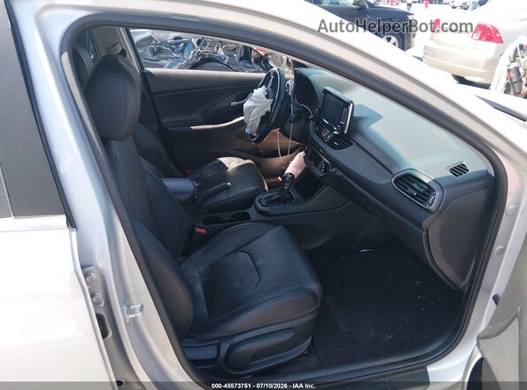 KMHH35LE7KU102398 2019 HYUNDAI ELANTRA GT Silver Widok wnętrza z przodu