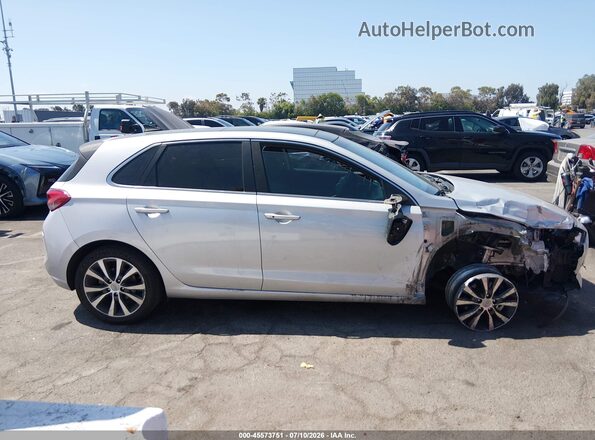 KMHH35LE7KU102398 2019 HYUNDAI ELANTRA GT Silver Widok wnętrza z tyłu