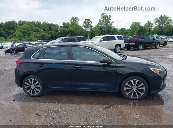 KMHH35LE9JU025757 2018 HYUNDAI ELANTRA GT Black Вид задньої частини салону