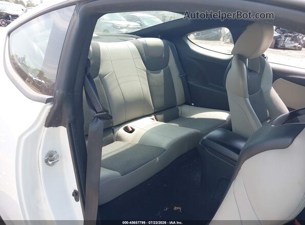 KMHHT6KJ6GU134089 2016 HYUNDAI GENESIS White VIN sticker view