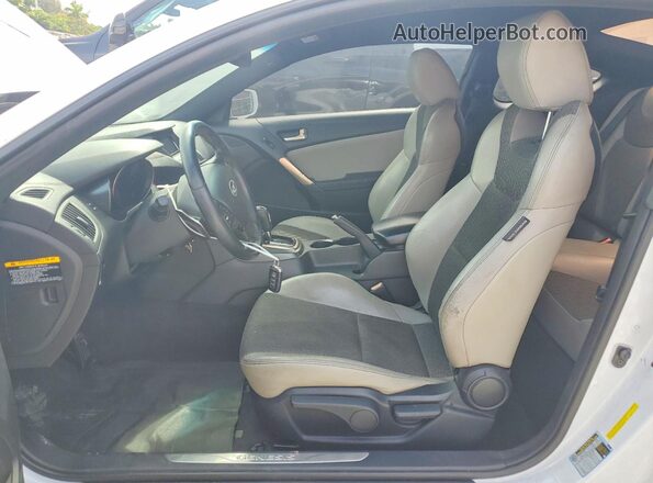 KMHHT6KJ6GU136537 2016 HYUNDAI GENESIS White წინა სალონის ხედი