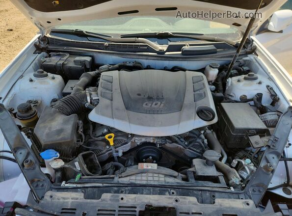 KMHHU6KJ0GU131525 2016 HYUNDAI GENESIS White უკანა სალონის ხედი