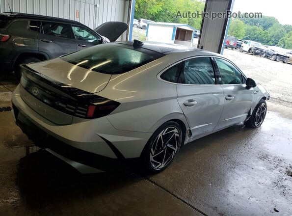 KMHL14JAXRA393307 2024 HYUNDAI SONATA Silver Задня права чверть