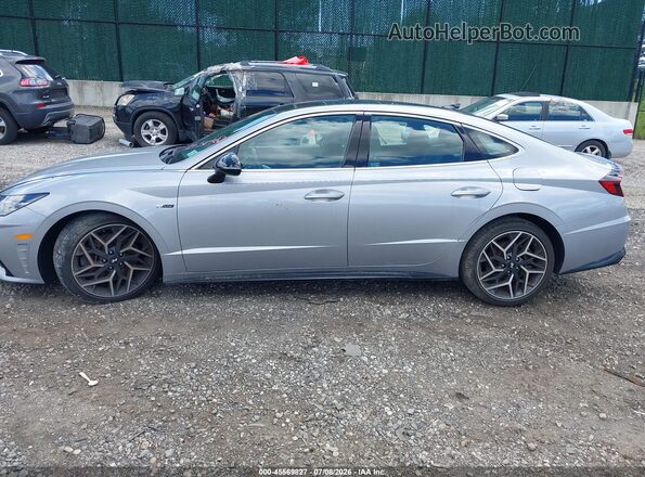 KMHL14JC0PA308411 2023 HYUNDAI SONATA Серебряный Панорамный вид салона 360°