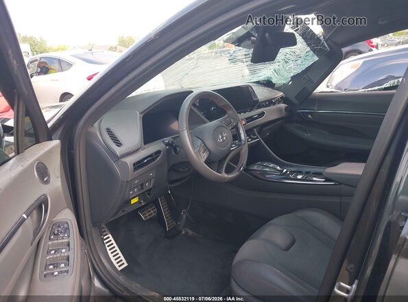 KMHL14JC5PA327732 2023 HYUNDAI SONATA Gray Widok wnętrza z przodu