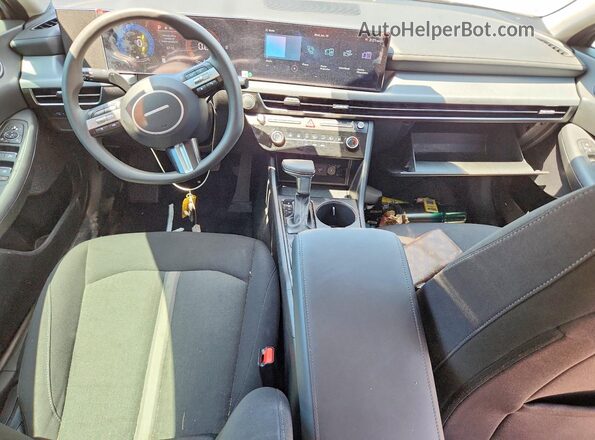 KMHL24JAXTA526913 2026 HYUNDAI SONATA Gray Առջևի վահանակի տեսք