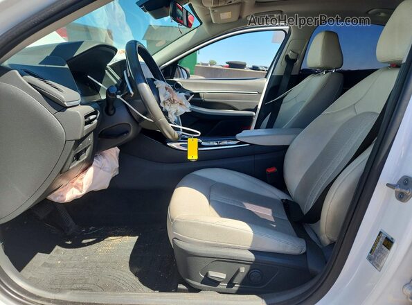 KMHL34J23PA299673 2023 HYUNDAI SONATA White Front interior view