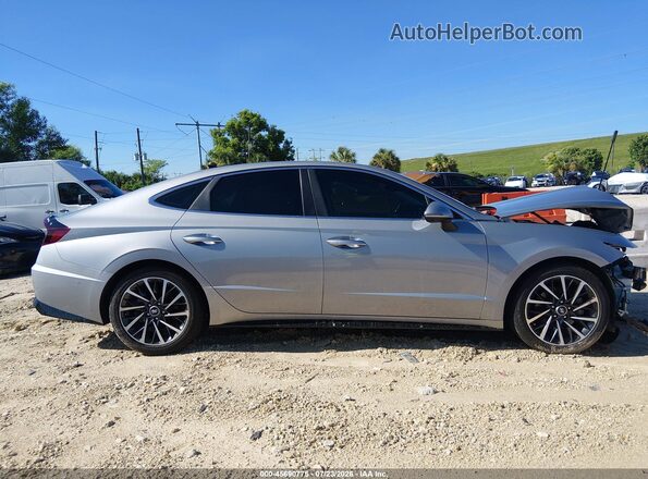 KMHL34J29PA261266 2023 HYUNDAI SONATA Silver Widok wnętrza z tyłu