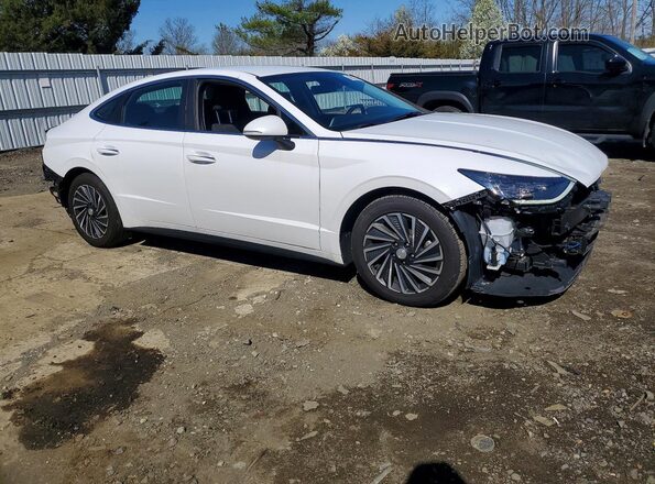KMHL34JJ0PA078006 2023 HYUNDAI SONATA White Delantero derecho