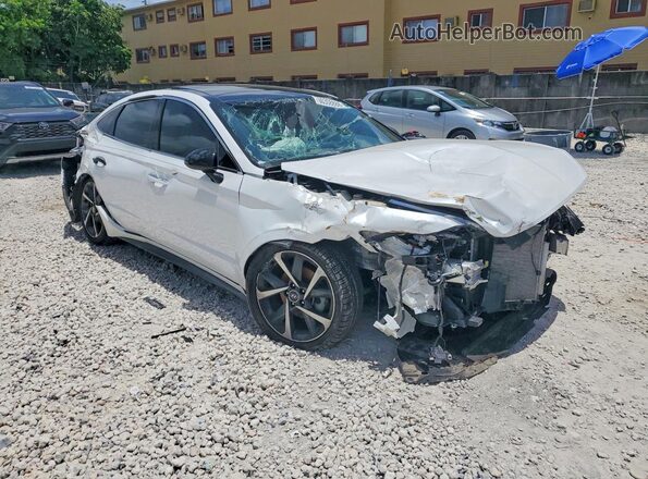 KMHL44J20NA240915 2022 HYUNDAI SONATA Белый Передняя правая четверть