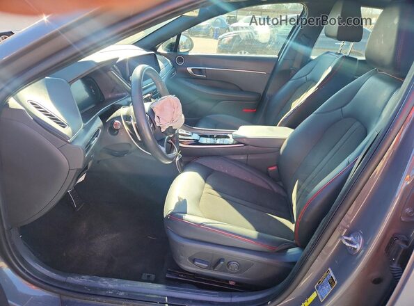 KMHL44J21PA283288 2023 HYUNDAI SONATA Gray Widok wnętrza z przodu