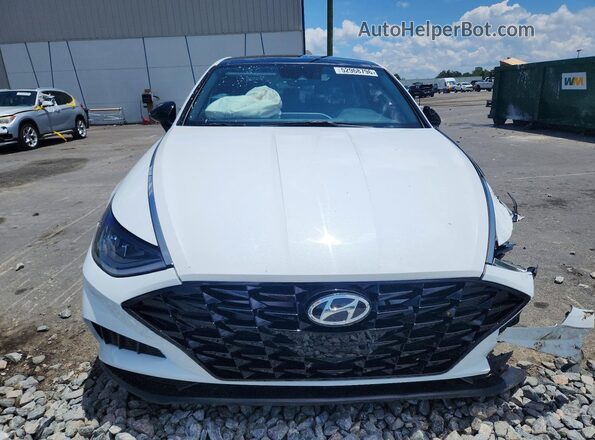 KMHL44J23PA327209 2023 HYUNDAI SONATA White Դիմացի տեսք
