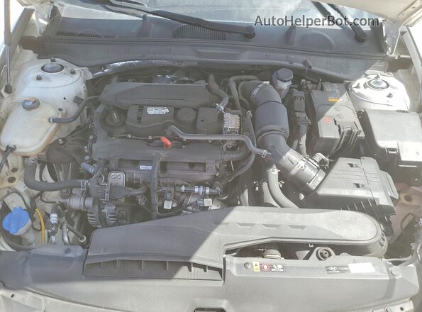 KMHL44J28NA240936 2022 HYUNDAI SONATA White Widok wnętrza z tyłu