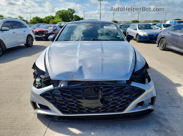 KMHL44J28PA292828 2023 HYUNDAI SONATA Silver წინა ხედი