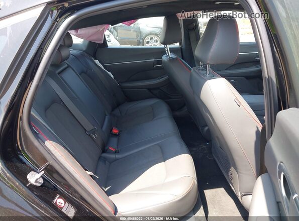 KMHL44J2XPA281622 2023 HYUNDAI SONATA Black VIN կոդի պիտակի տեսք