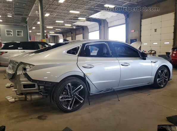 KMHL54JC0SA521761 2025 HYUNDAI SONATA Silver Հետևի աջ