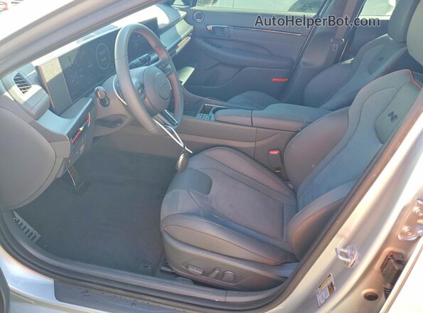 KMHL54JC4TA533946 2026 HYUNDAI SONATA Silver Front interior view