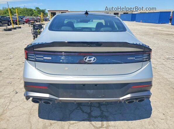 KMHL54JC7SA439705 2025 HYUNDAI SONATA Silver Հետևի տեսք
