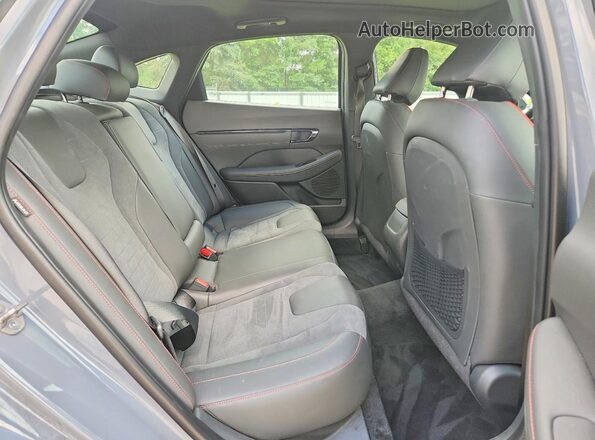 KMHL54JC9RA373913 2024 HYUNDAI SONATA Gray Rear seats view