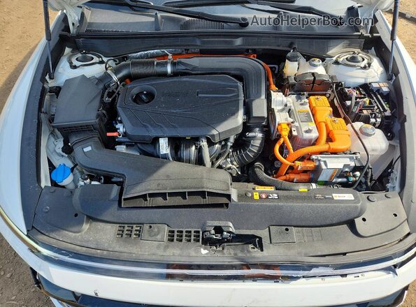 KMHL54JJ8SA112552 2025 HYUNDAI SONATA White Вид задньої частини салону