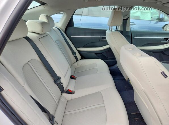KMHL64JA0RA401769 2024 HYUNDAI SONATA White Rear seats view