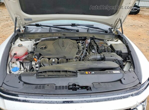 KMHL64JA0RA403134 2024 HYUNDAI SONATA White Вид задньої частини салону
