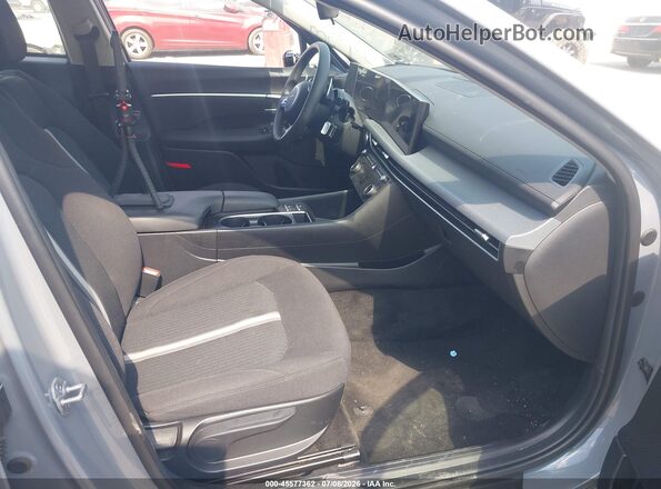 KMHL64JA0SA486909 2025 HYUNDAI SONATA Gray Front interior view