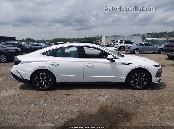 KMHL64JA1SA489317 2025 HYUNDAI SONATA White Սալոնի հետևի տեսք