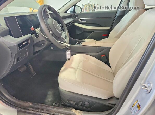 KMHL64JA3SA478559 2025 HYUNDAI SONATA Silver წინა სალონის ხედი