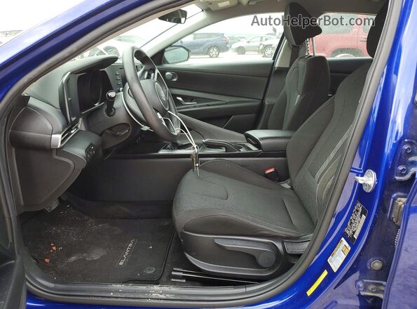 KMHLL4AG2NU359613 2022 HYUNDAI ELANTRA Синий Вид салона спереди