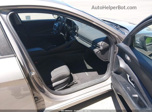 KMHLL4AG2PU579711 2023 HYUNDAI ELANTRA Серый Вид салона спереди