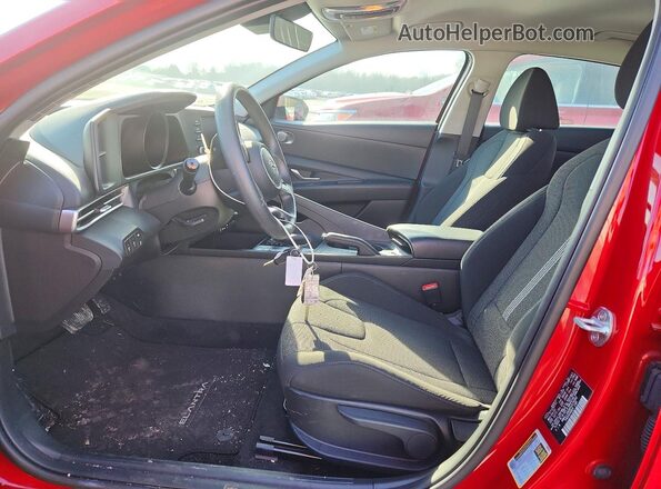 KMHLL4AG6PU379382 2023 HYUNDAI ELANTRA Red წინა სალონის ხედი