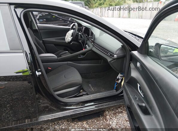 KMHLL4AG8PU603879 2023 HYUNDAI ELANTRA Black Front interior view