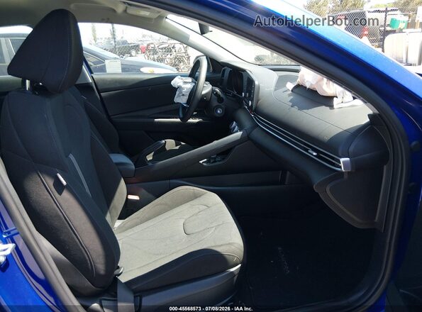 KMHLL4AG8PU633223 2023 HYUNDAI ELANTRA Blue წინა სალონის ხედი