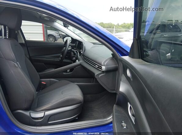 KMHLL4AG9NU329105 2022 HYUNDAI ELANTRA Blue Front interior view