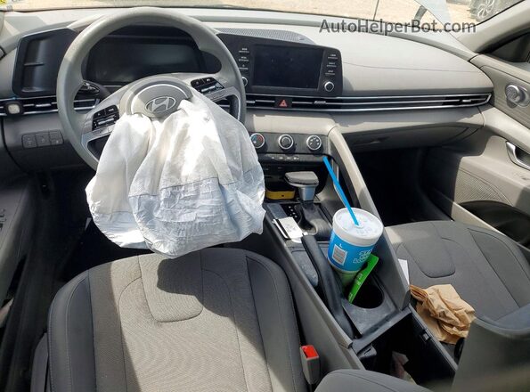 KMHLL4DG0RU680759 2024 HYUNDAI ELANTRA Silver Dashboard view