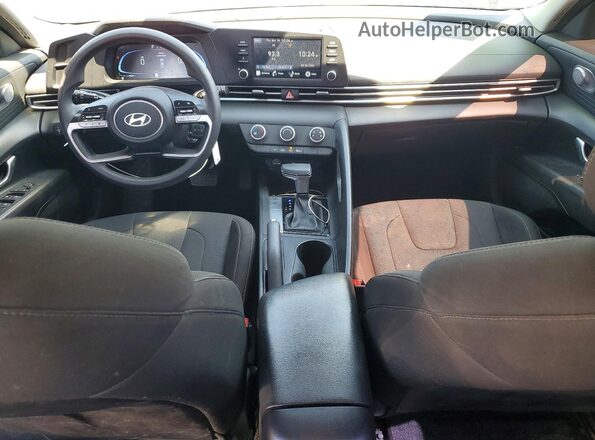 KMHLL4DG0RU774298 2024 HYUNDAI ELANTRA Серый Вид панели приборов