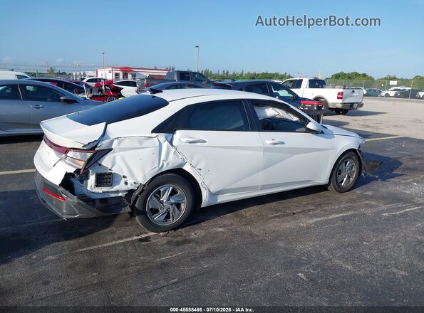 KMHLL4DG0RU778190 2024 HYUNDAI ELANTRA White Front view