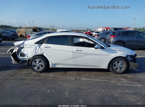 KMHLL4DG0RU778190 2024 HYUNDAI ELANTRA White 360 interior view