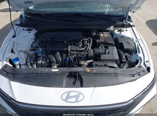 KMHLL4DG1SU009493 2025 HYUNDAI ELANTRA White Вид ззаду