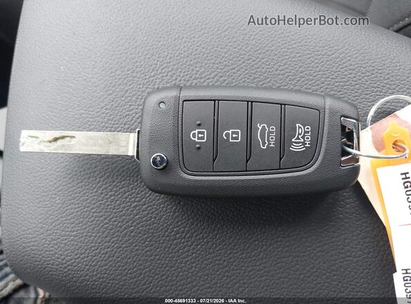 KMHLL4DG1TU207203 2026 HYUNDAI ELANTRA White Widok deski rozdzielczej