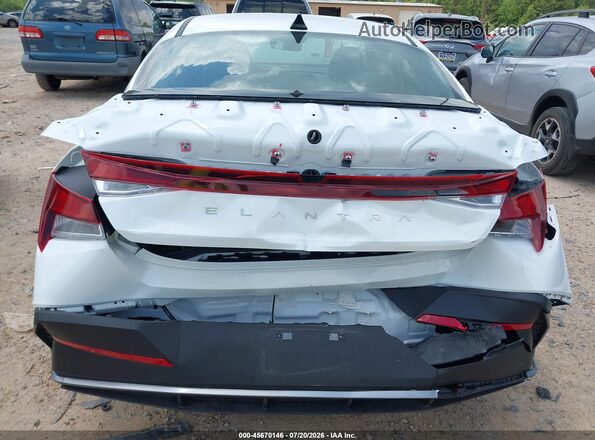KMHLL4DG2SU060131 2025 HYUNDAI ELANTRA White Widok z przodu