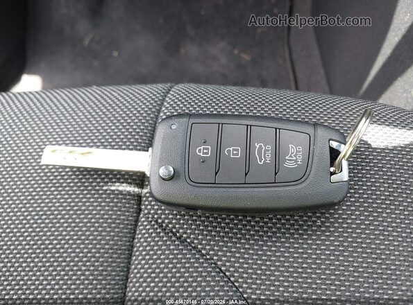 KMHLL4DG2SU060131 2025 HYUNDAI ELANTRA White Widok deski rozdzielczej