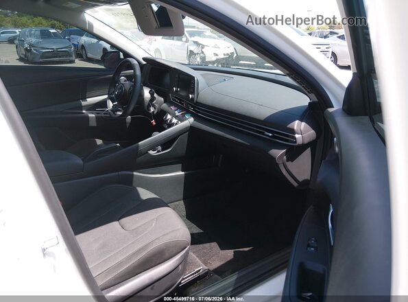 KMHLL4DG2TU151496 2026 HYUNDAI ELANTRA White Front interior view