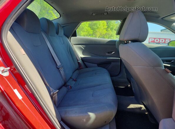 KMHLL4DG3RU795193 2024 HYUNDAI ELANTRA Red Vista de los asientos traseros