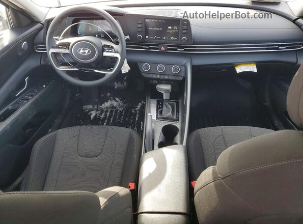KMHLL4DG3SU087015 2025 HYUNDAI ELANTRA Silver Առջևի վահանակի տեսք