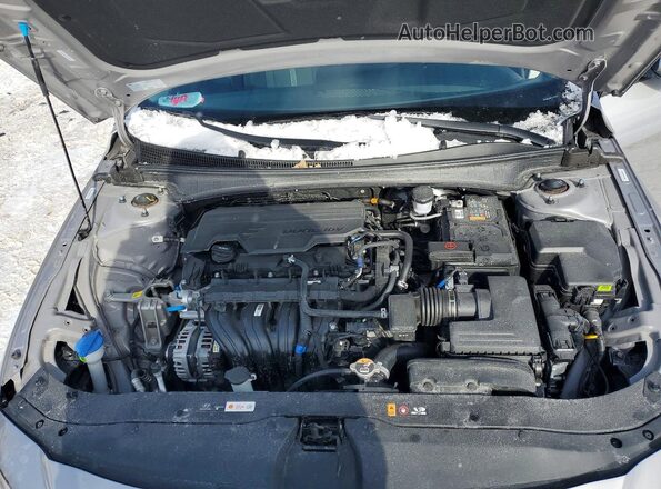 KMHLL4DG3SU087015 2025 HYUNDAI ELANTRA Silver Սալոնի հետևի տեսք