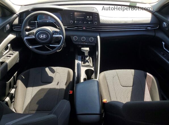 KMHLL4DG4RU828797 2024 HYUNDAI ELANTRA Blue წინა პანელის ხედი