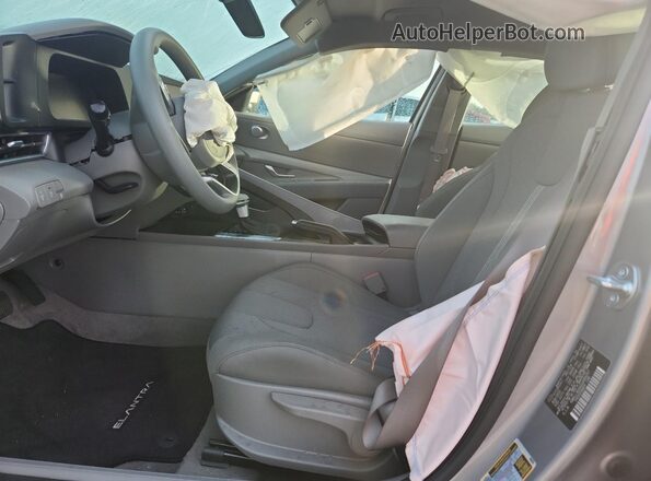 KMHLL4DG4SU086097 2025 HYUNDAI ELANTRA Желто-коричневый Вид салона спереди